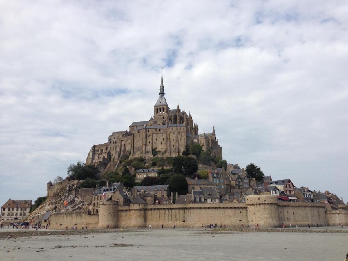 Maison D'Hotes De Charme La Rose De Ducey Pres Du Mont Saint Michel Экстерьер фото