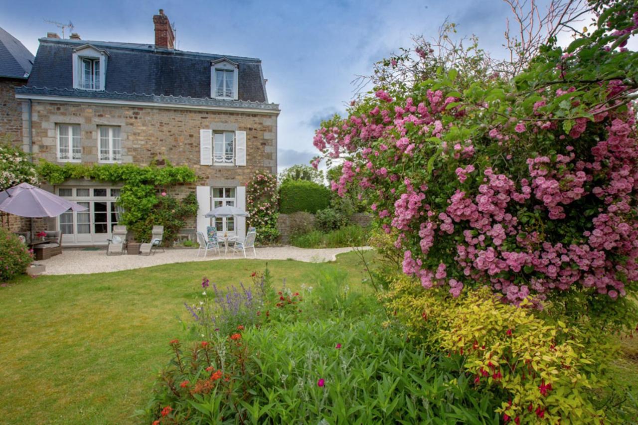 Maison D'Hotes De Charme La Rose De Ducey Pres Du Mont Saint Michel Экстерьер фото