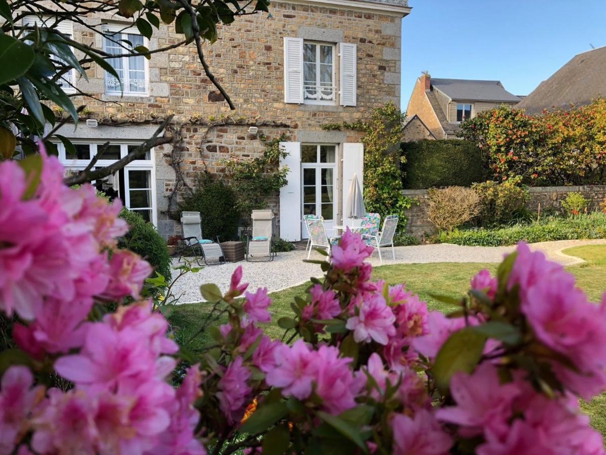Maison D'Hotes De Charme La Rose De Ducey Pres Du Mont Saint Michel Экстерьер фото
