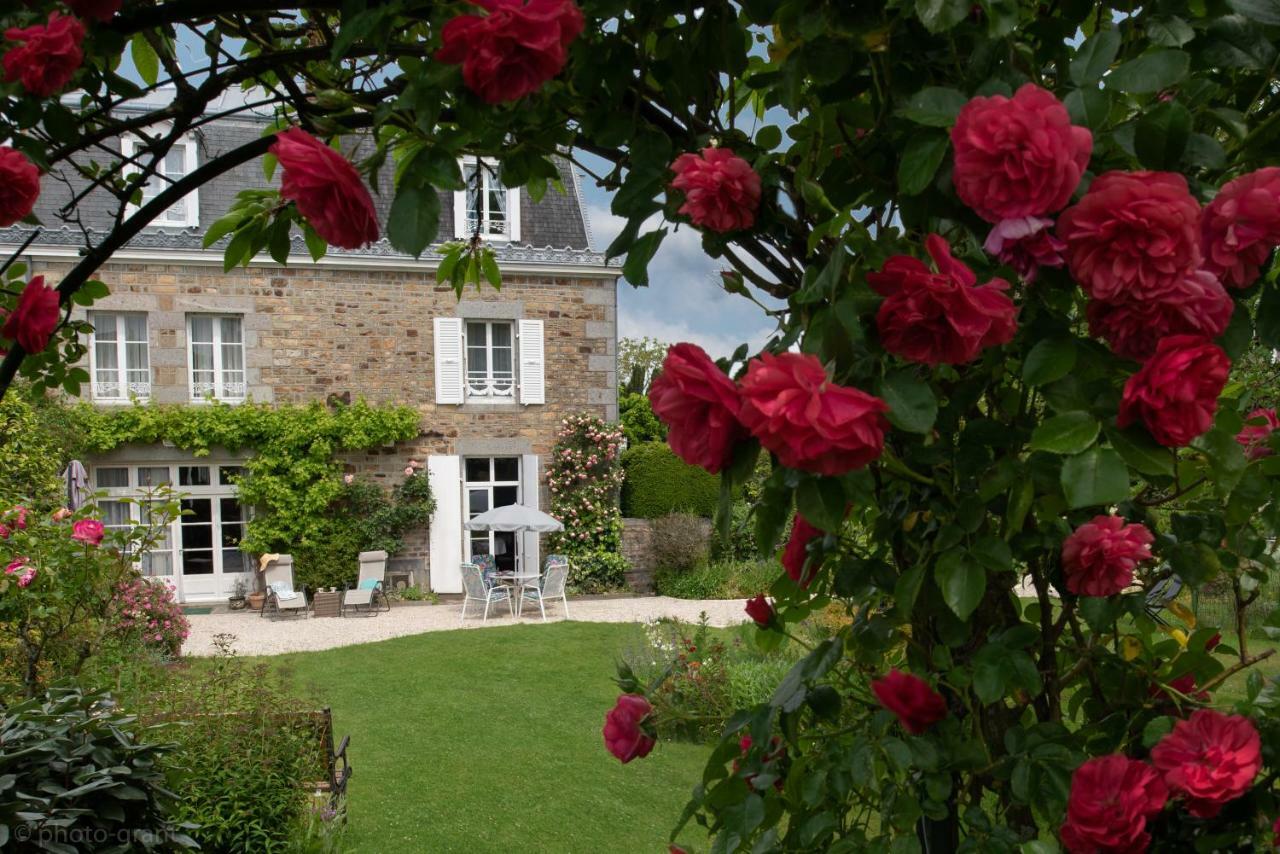 Maison D'Hotes De Charme La Rose De Ducey Pres Du Mont Saint Michel Экстерьер фото